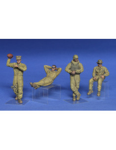 USMC Tank Crew at rest 2