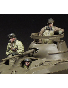 M8 Greyhound Crew (3 figures)
