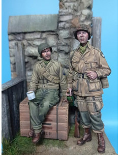 US Paratrooper & Infantry...