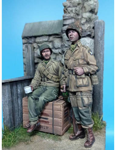 US Paratrooper & Infantry soldier -...