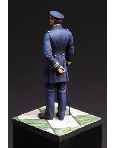 Naval Fighter Ace, Gottfried von...