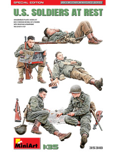 US Soldiers at Rest