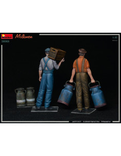 Milkmen with accessories 2