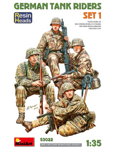 GERMAN TANK RIDERS SET 1....